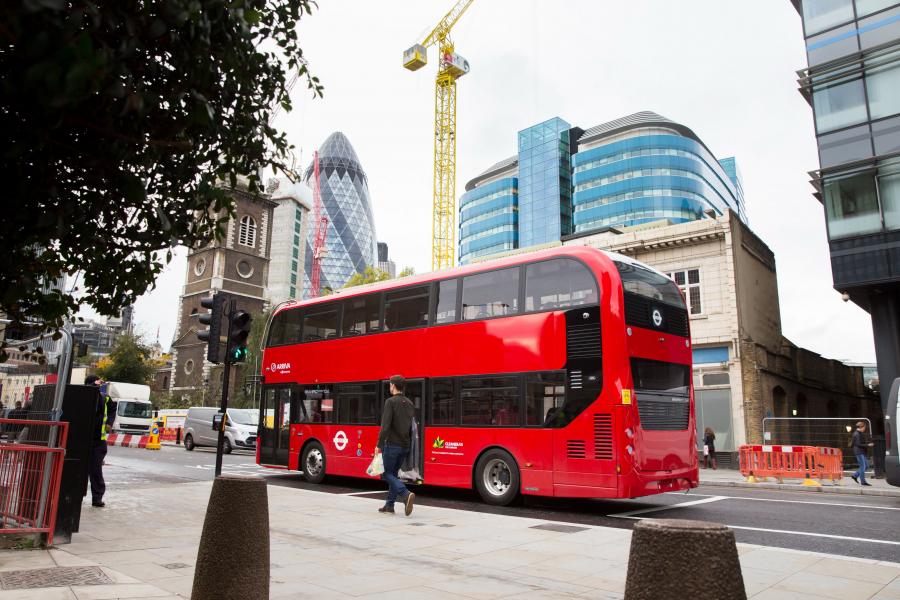  Alexander Dennis Enviro400H City 2015 года  (фото 29 из 31)